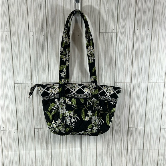 Vera Bradley Handbags - Vintage Vera Bradley "Jasmine" Bag